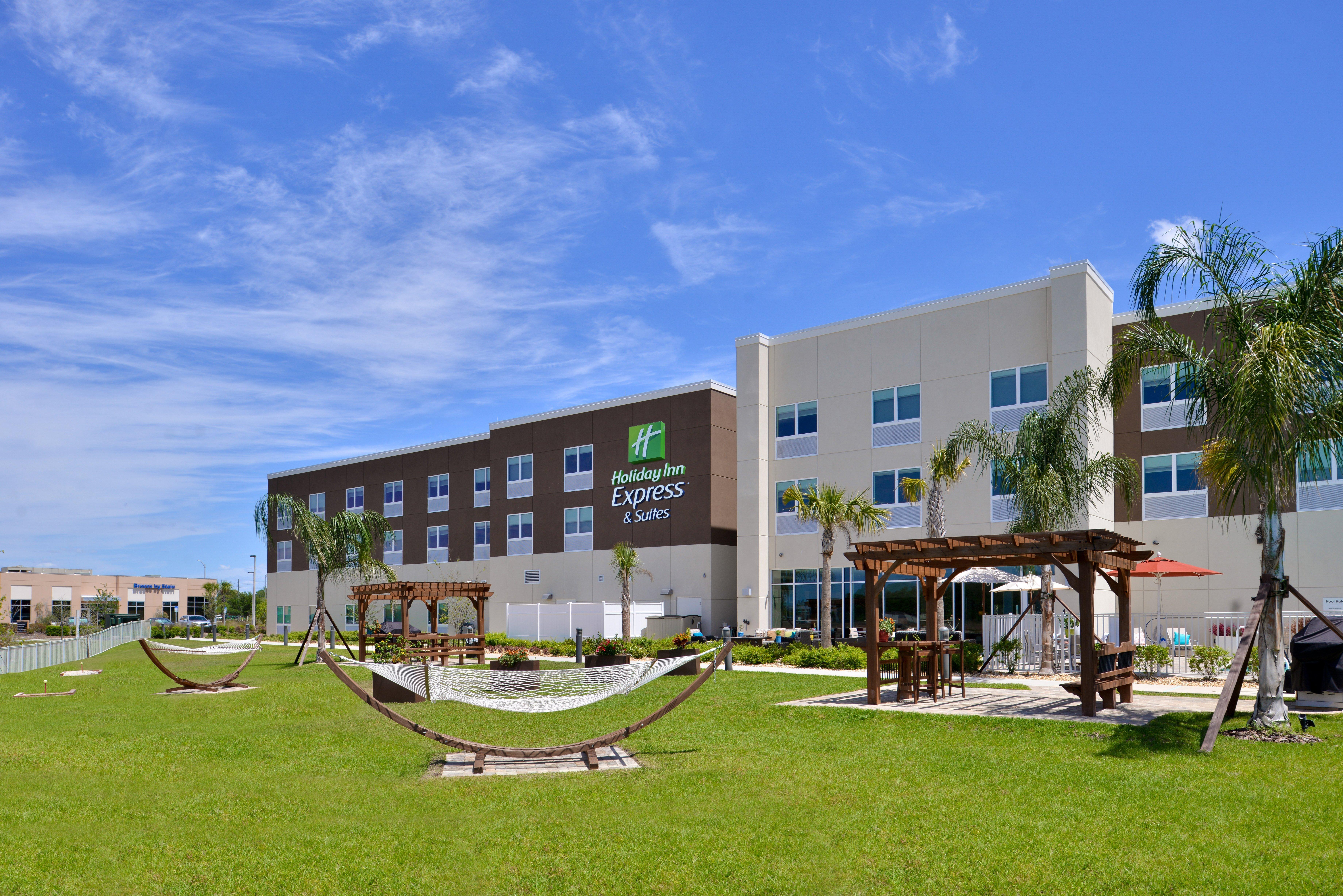 Holiday Inn Express & Suites Trinity By Ihg Exteriér fotografie