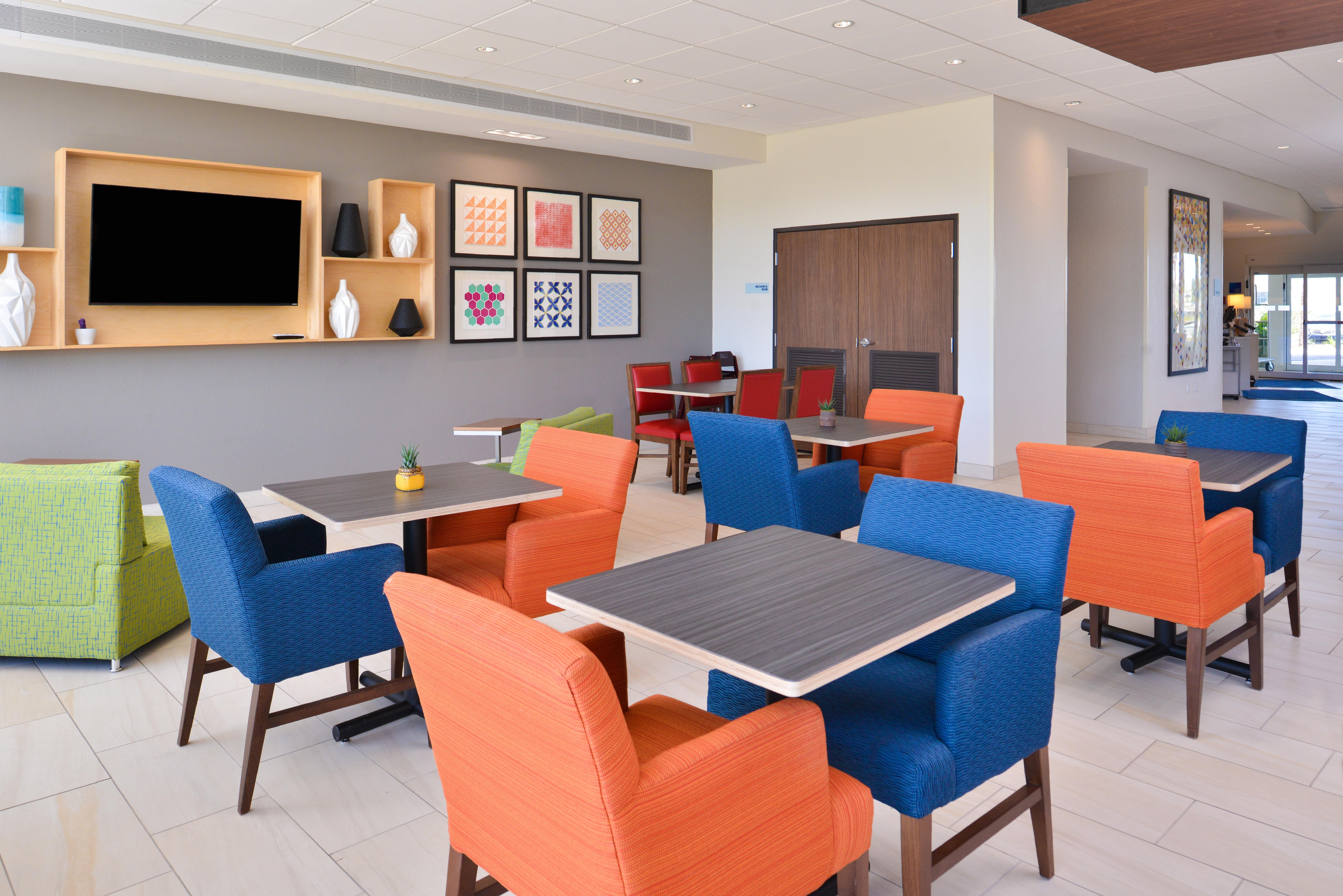 Holiday Inn Express & Suites Trinity By Ihg Exteriér fotografie